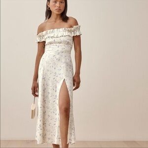 Reformation the Izabel Dress Size 0 Floral Cottage Core Dress Blue & White